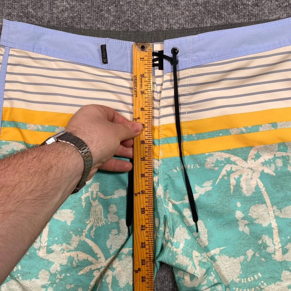 Hurley Mens 34 Board Shorts Tropical Hawaiian Palm Tree Striped Turquoise Yellow